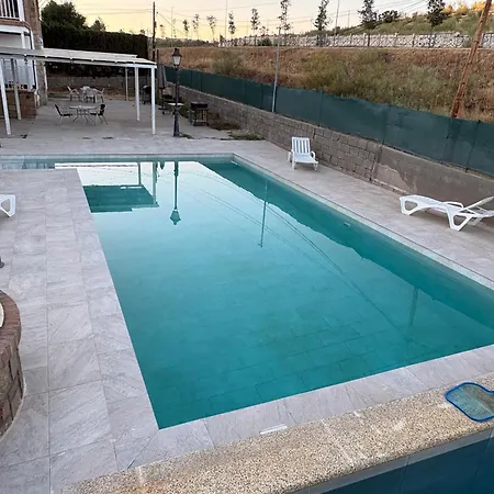 Suena Toledo- Piscinas * טולדו